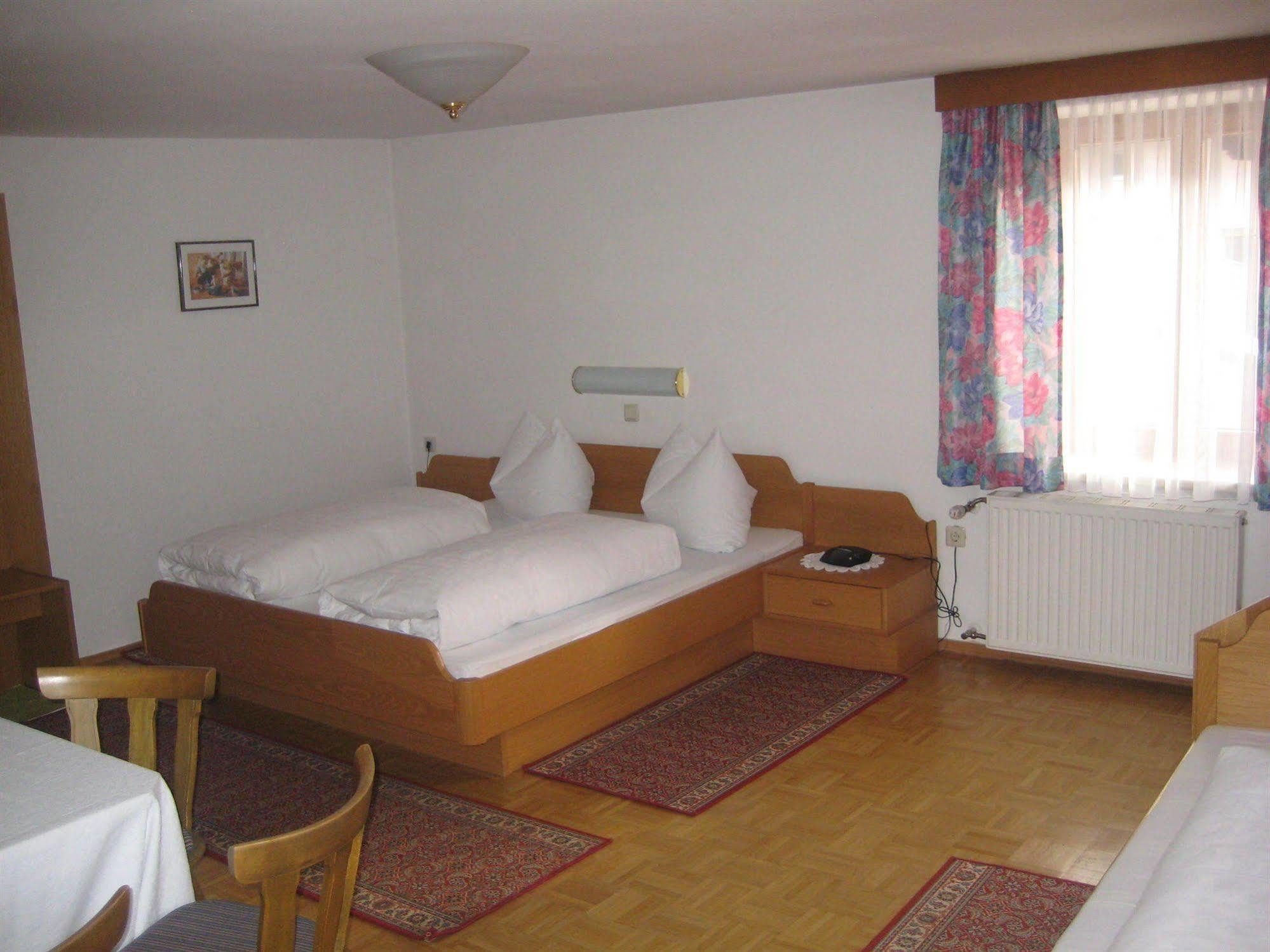 Gasthof Zum Stollhofer Inzing Exterior foto